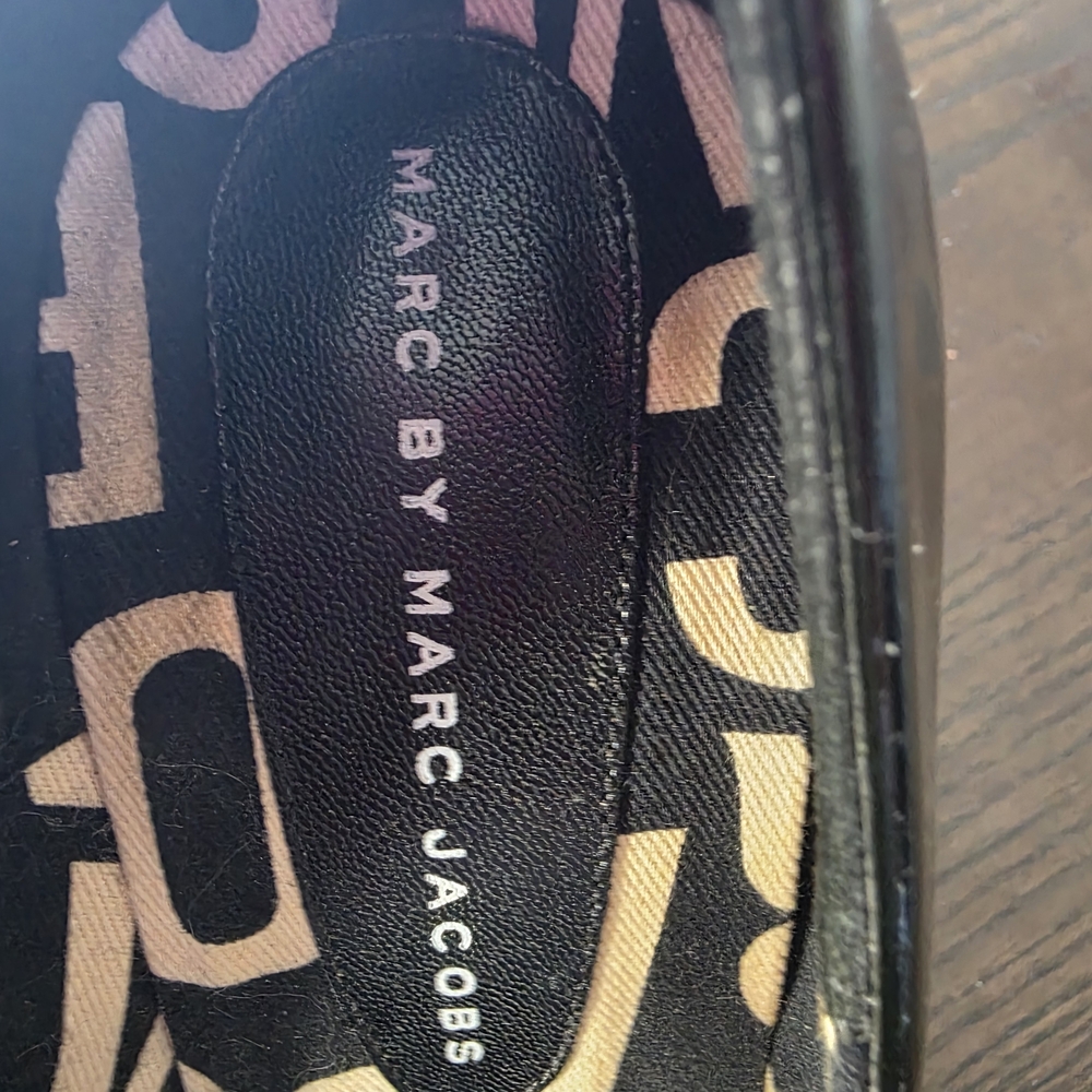 Marc by Marc Jacobs Black Patent Leather Mary Jane Flats - Picture 3 of 7
